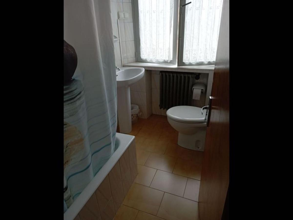 Room In Lodge - Double And Single Room - Pension Oria 2 ลัวร์กา ภายนอก รูปภาพ