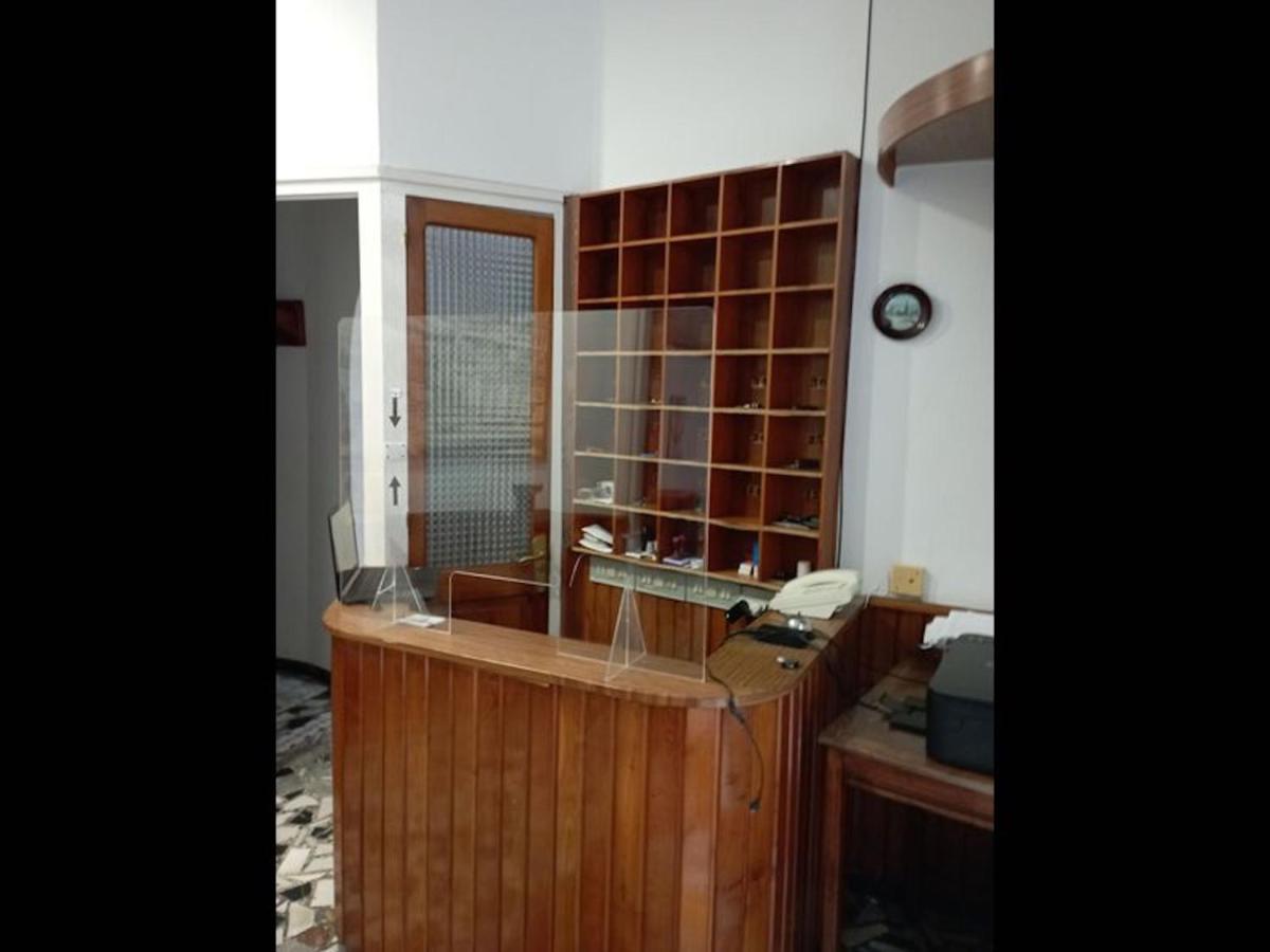 Room In Lodge - Double And Single Room - Pension Oria 2 ลัวร์กา ภายนอก รูปภาพ